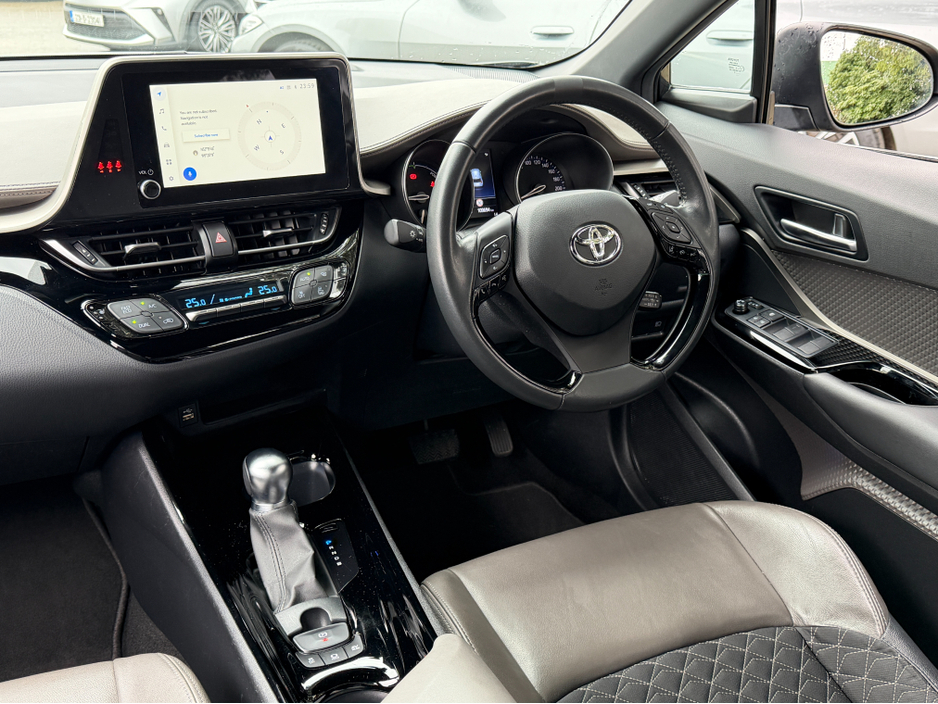 2023 Toyota C-HR HYBRID..#12 MONTH WARRANTY INCLUDED .. FINANCE AVAILABLE €22,750