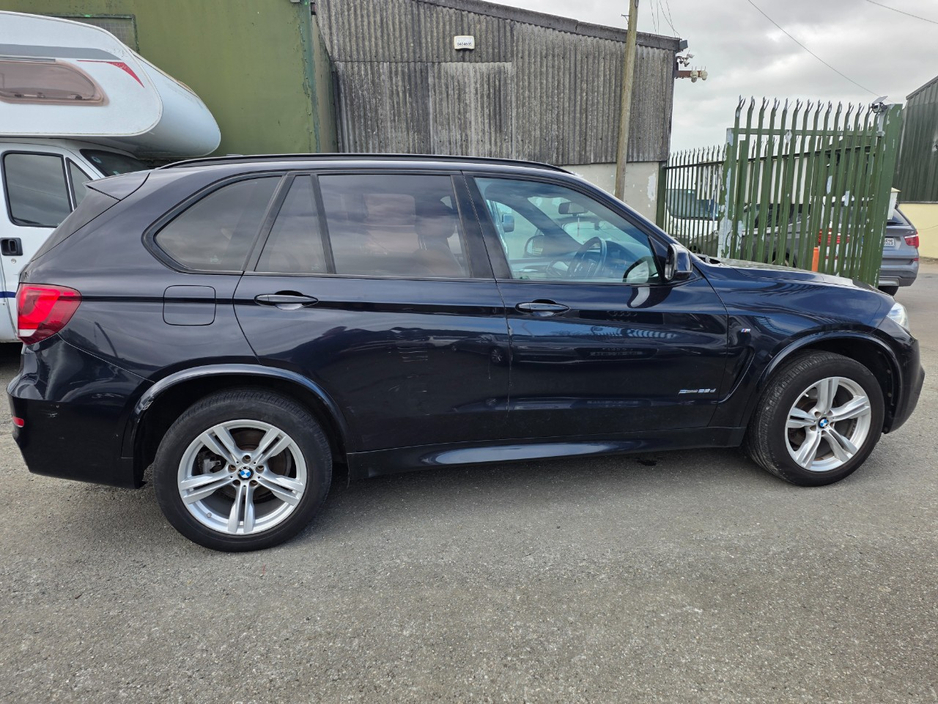 2015 BMW X5 - image 14