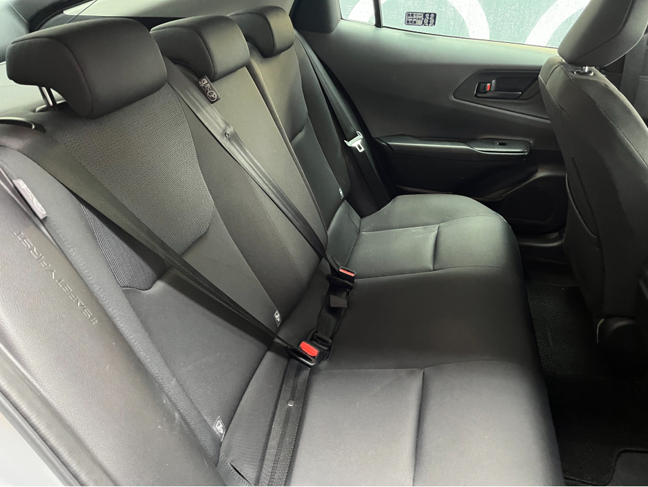 2025 Toyota Prius - image 12