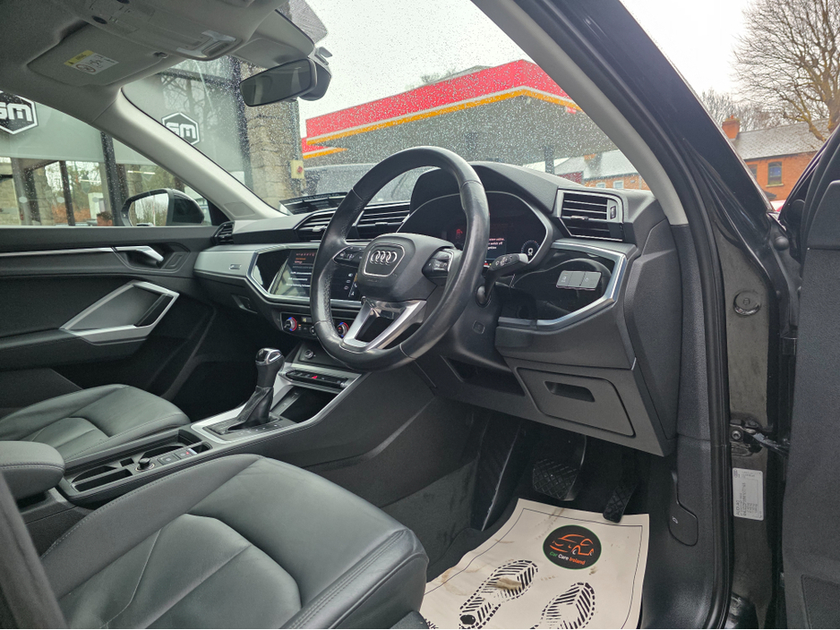 2021 Audi Q3 35 TDI 150 S-T SE AUTO. HUGE SPEC. FINANCE ARRANGED. SIMI. AA APPROVED. €24,950