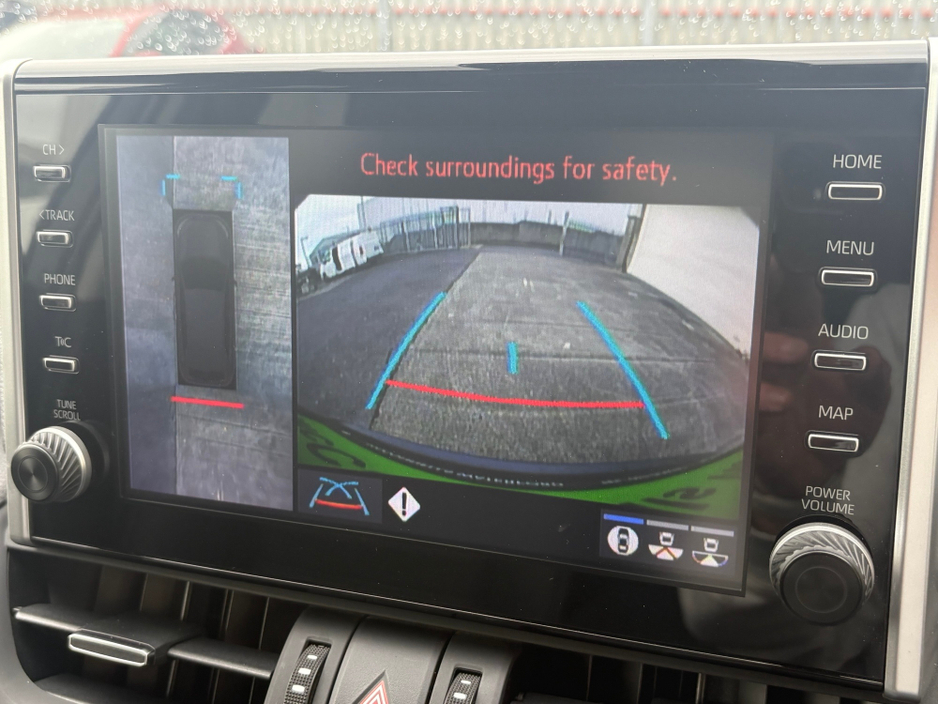 2022 Toyota Rav4 - image 17