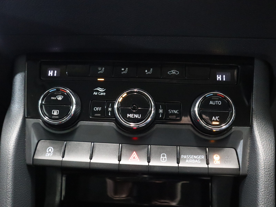 2019 Skoda Karoq *12* SE SCR 5DR 150PS 2.0 €18,750