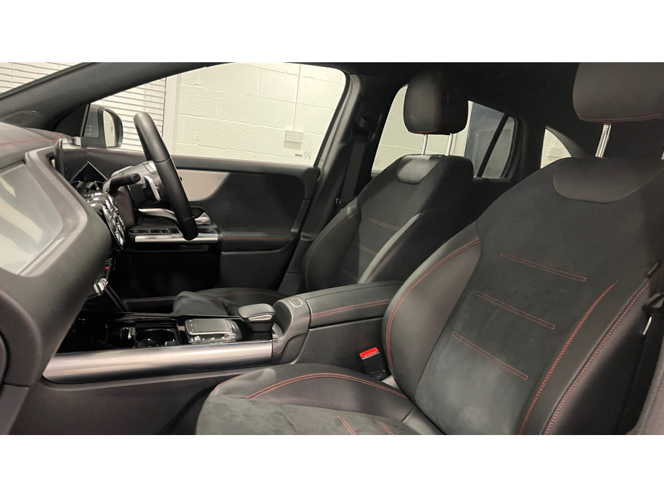 2025 Mercedes-Benz GLA Class - image 34