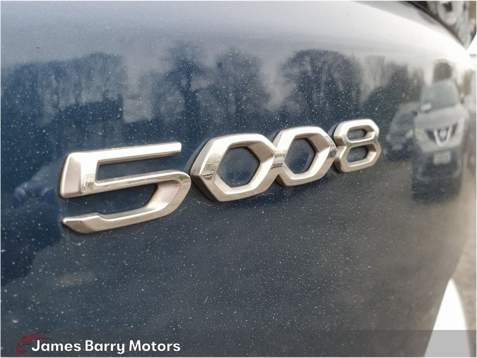 2021 Peugeot 5008 - image 26