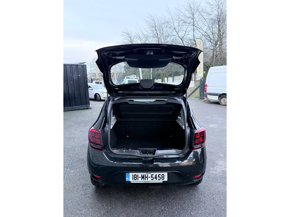 2018 Dacia Sandero - image 13