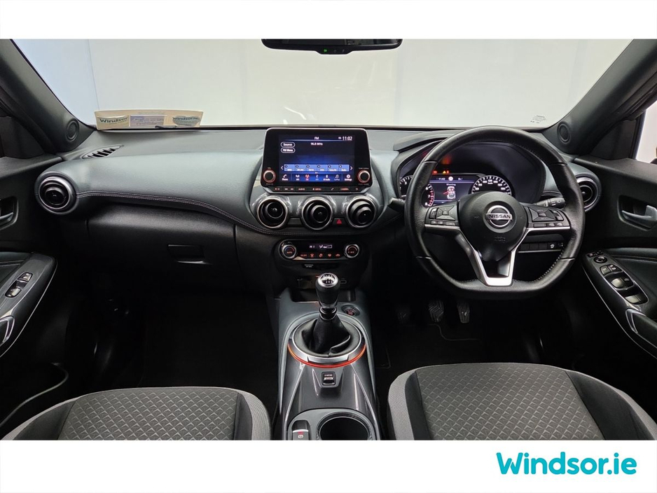 2020 Nissan Juke - image 13