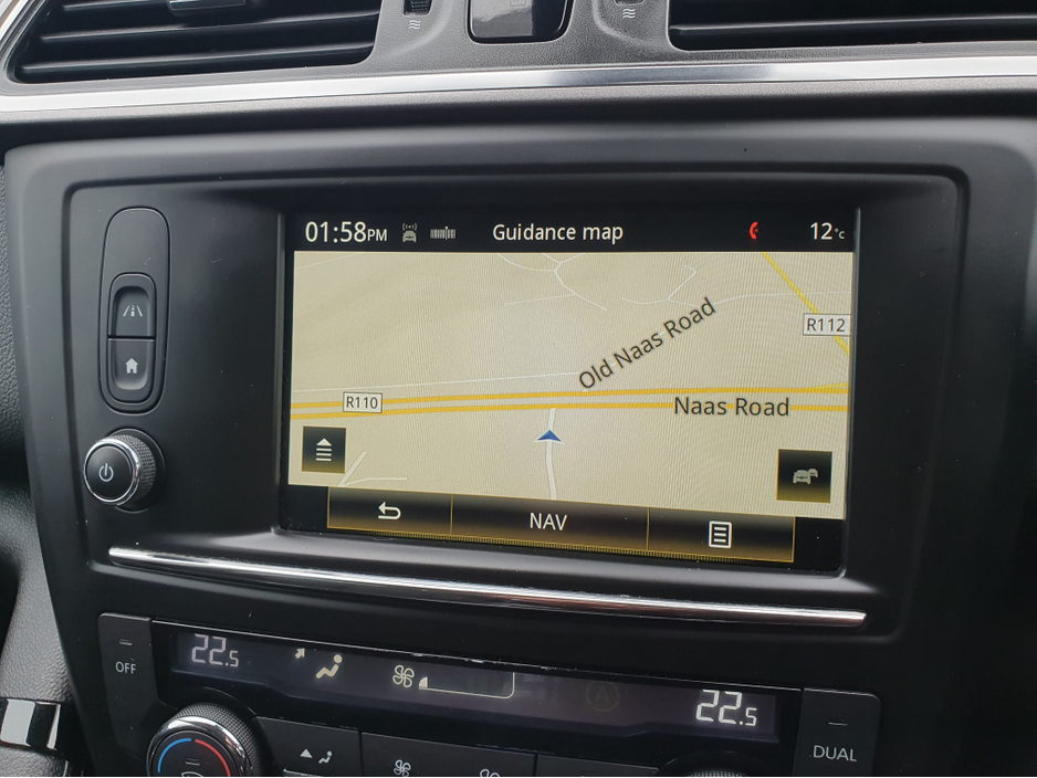 2017 Renault Kadjar DYNAMIQUE NAV 1.5 DCI 110BHP NCT 03/28 FINANCE AVAILABLE @ €49 PER WEEK TOUCH SCREEN MEDIA/ SAT NAV/ BLUETOOTH/ PARKING SENSORS/ ELECTRONIC HANDBRAKE/ HISTORY CHECKED €10,900