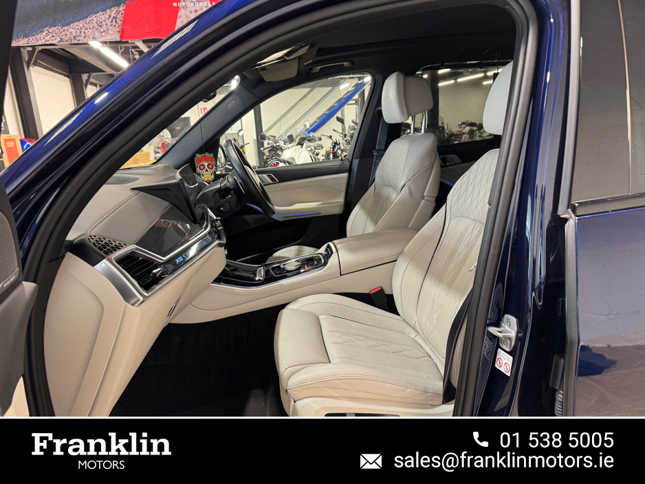 2024 BMW X5 - image 11