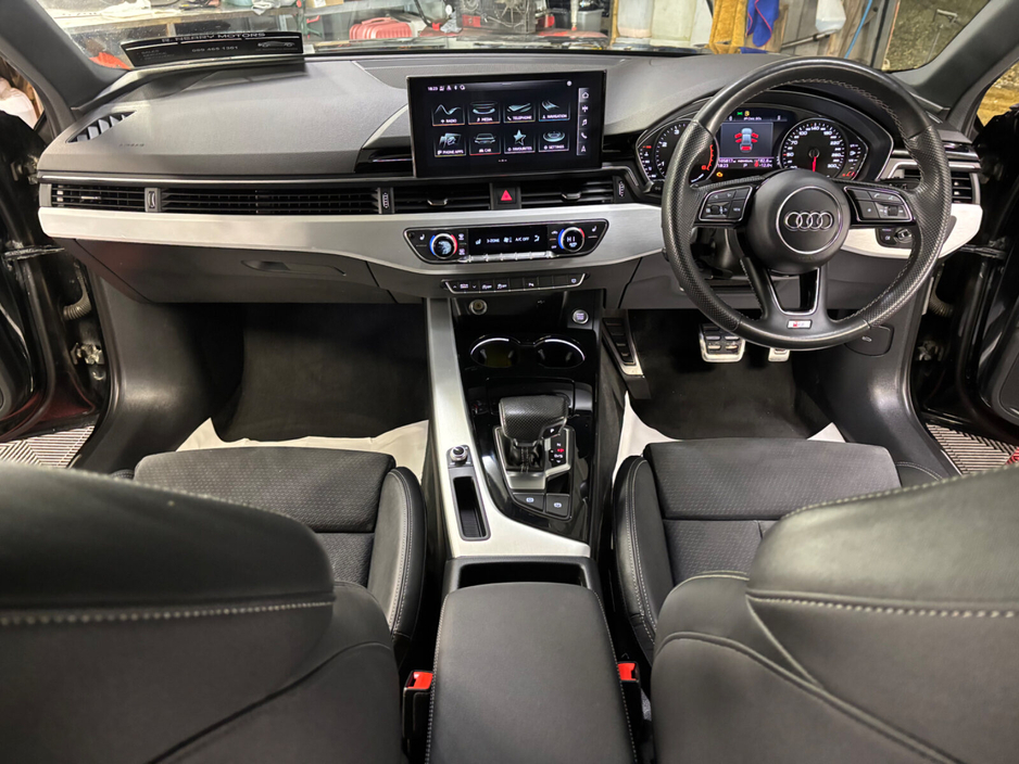 2022 Audi A4 35 TDI 163HP S Tronic S line €32,950