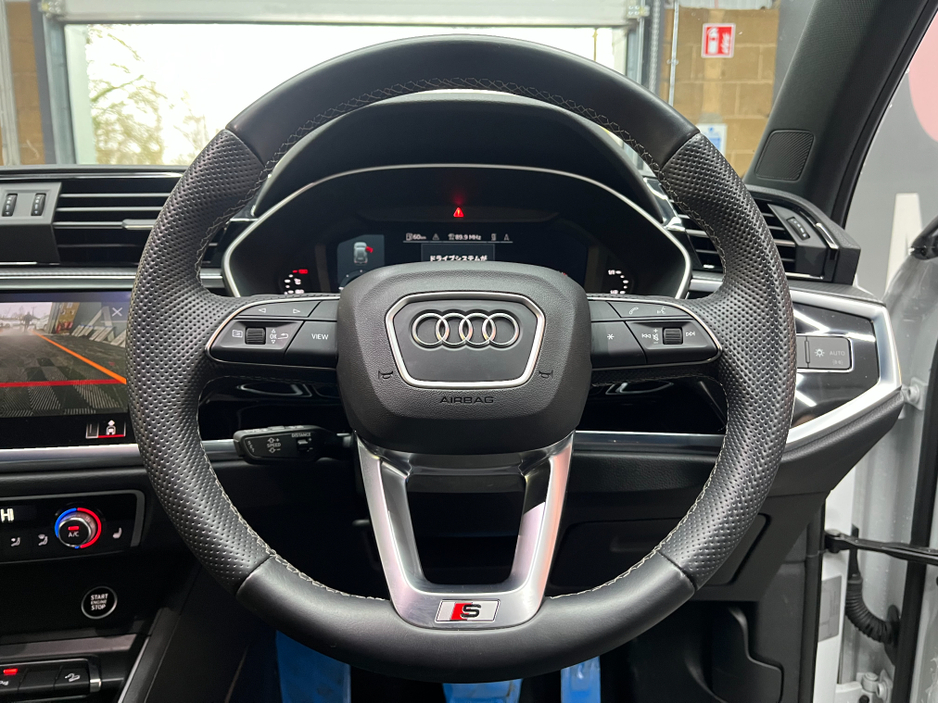 2024 Audi Q3 2024 AUDI Q3 35TDI QUATTRO S LINE 2.0 AUTOMATIC / CRUISE CONTROL / 360° PARKING CAMERA / ELECTRIC HEATED SEATS / PADDLE SHIFTERS / APPLE CARPLAY