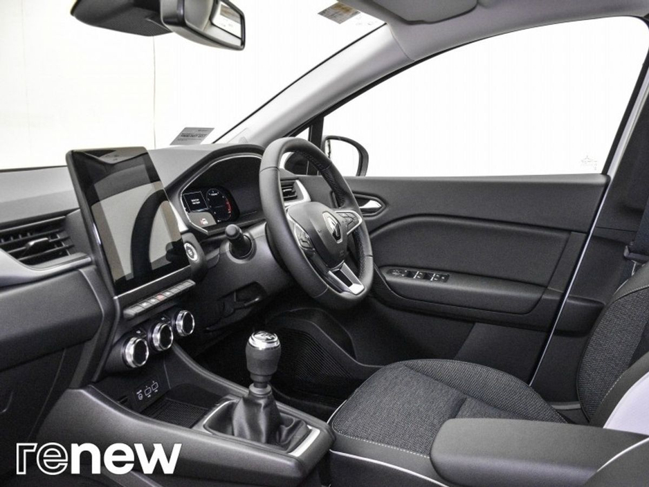 2023 Renault Captur - image 5