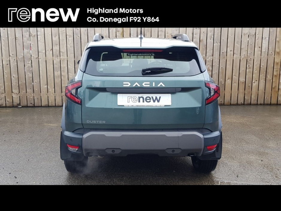 2025 Dacia Duster - image 10