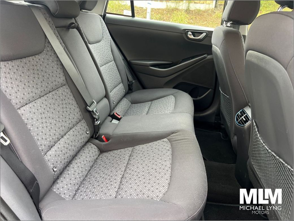 2018 Hyundai Ioniq 1.6 Plug-in €12,950