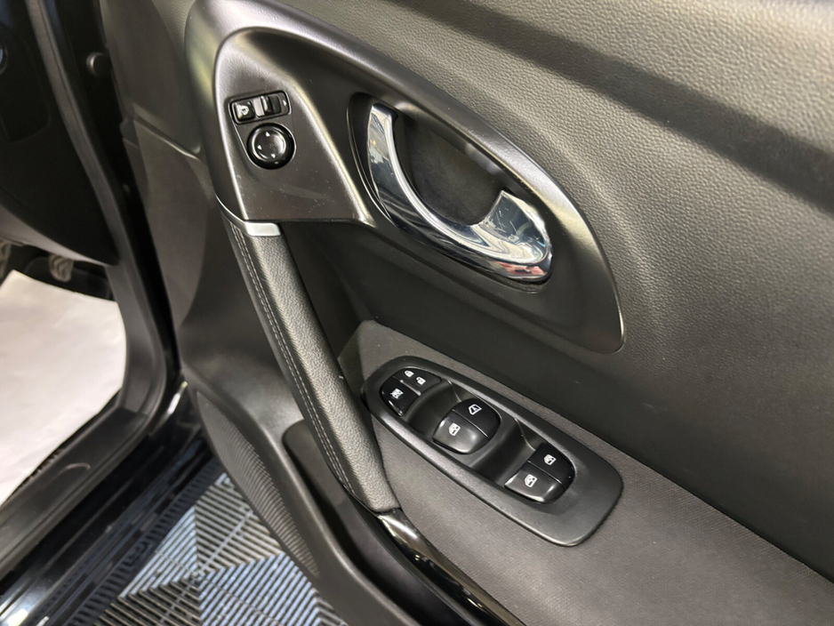 2017 Renault Kadjar - image 10