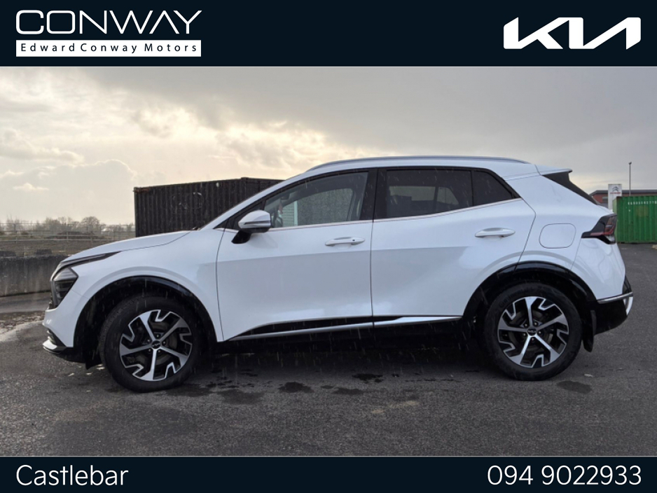 2022 Kia Sportage - image 2