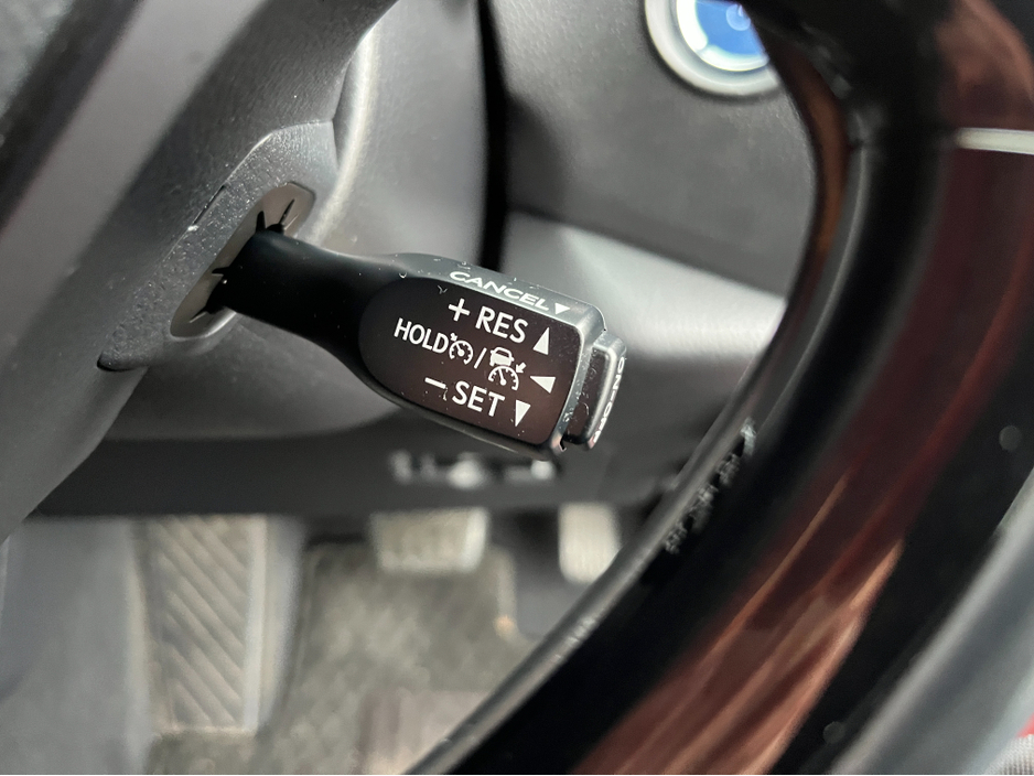 2017 Toyota C-HR SOL AUTOMATIC HYBRID 1.8 PETROL //REVERSE CAMERA//KEYLESS ENTRY//ADAPTIVE CRUISE CONTROL// €18,950