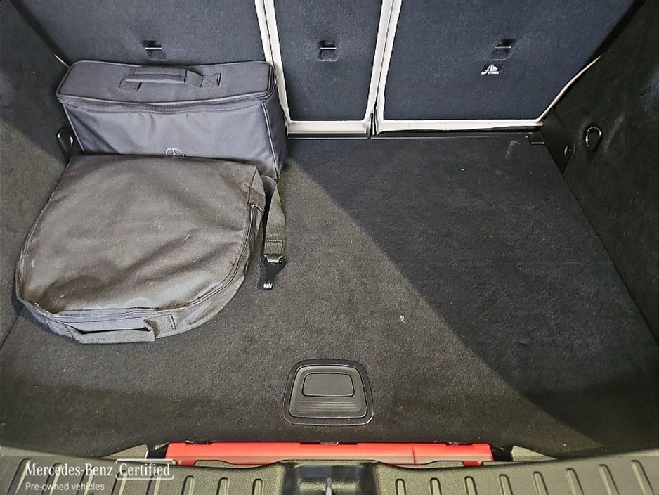 2022 Mercedes-Benz GLA Class - image 11