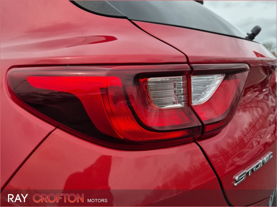 2020 Kia Stonic - image 15