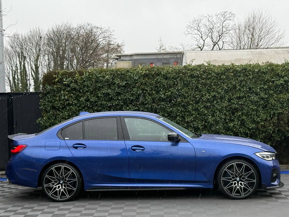 2020 BMW 3 Series 330e M-SPORT COMPETITION 2.0 HYBRID * HUGE SPEC * // VERY LOW MILEAGE // HEADS-UP DISPLAY // APPLE CARPLAY/BLUETOOTH MUSIC €34,900