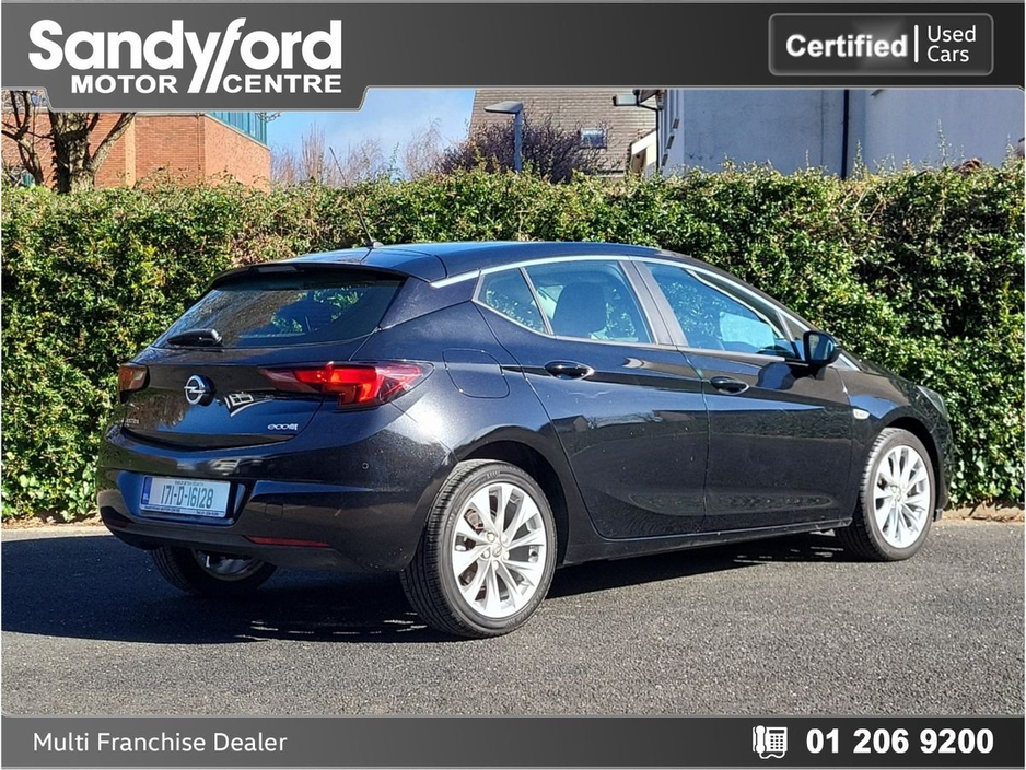 2017 Opel Astra - image 2