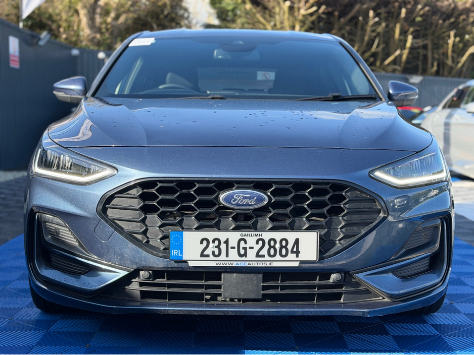 2023 Ford Focus - image 9