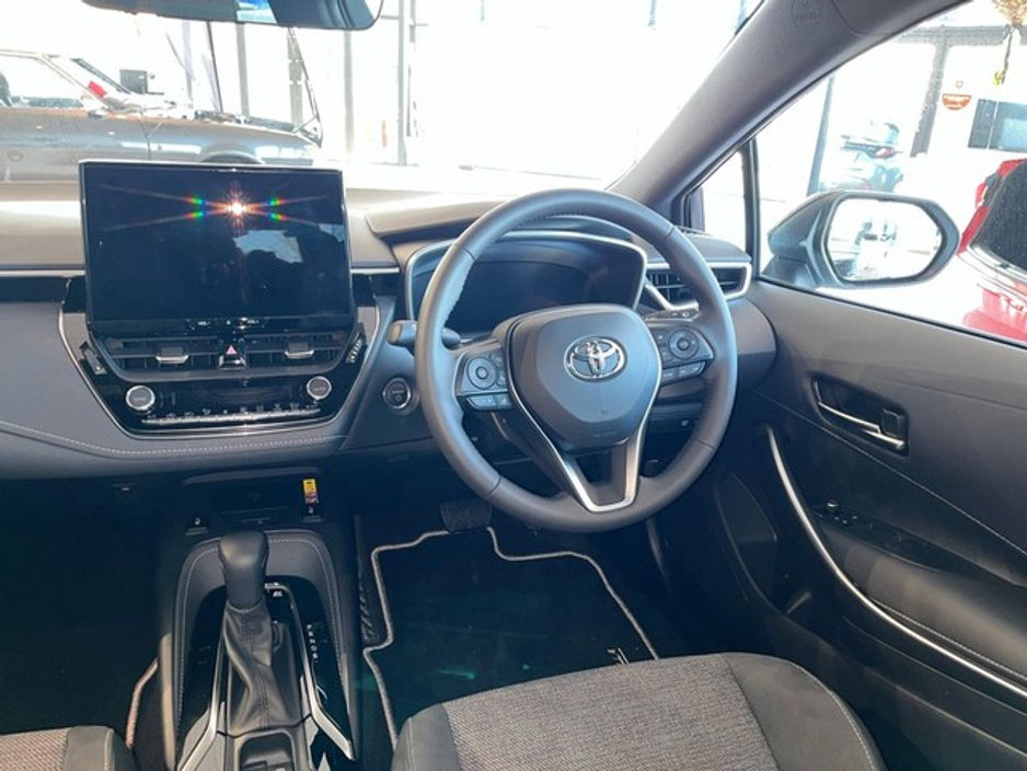 2026 Toyota Corolla - image 9