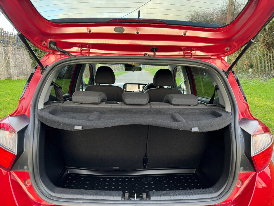 2023 Hyundai i10 - image 18