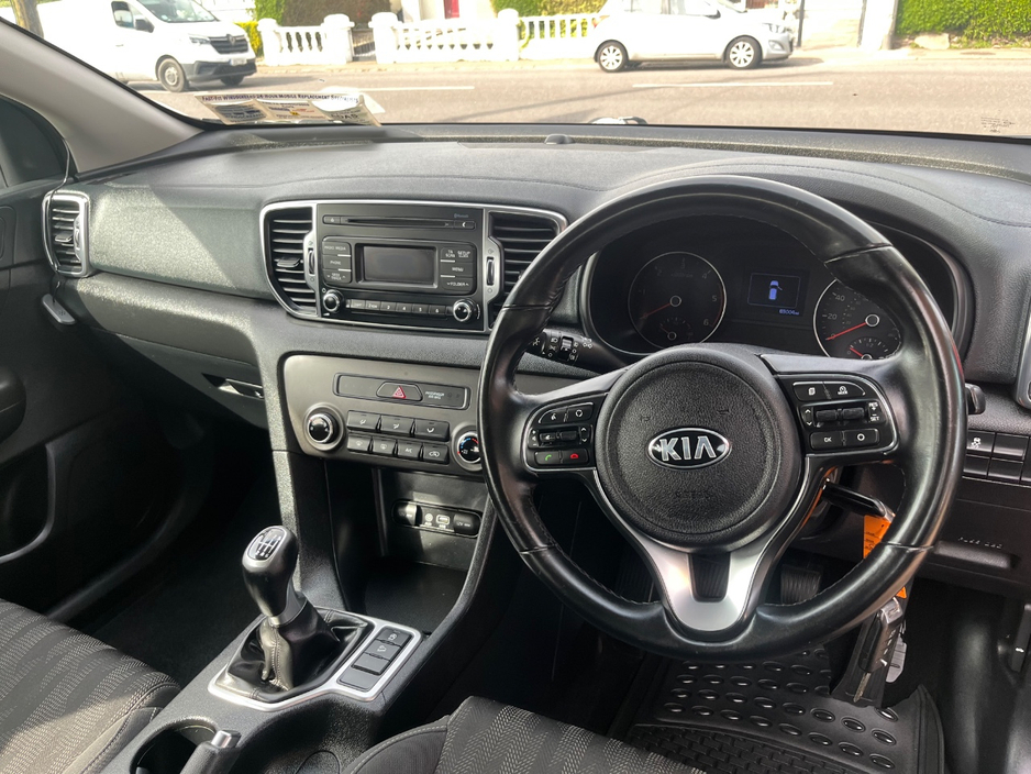 2016 Kia Sportage - image 6