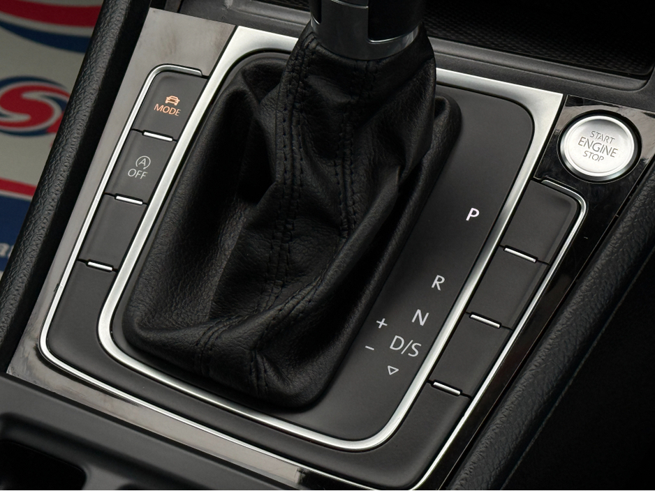 2015 Volkswagen Golf 1.4 HIGHLINE  ALCANTARA SEATS PRIVACY GLASS REVERSE CAMERA LOW TAX BAND €14,750