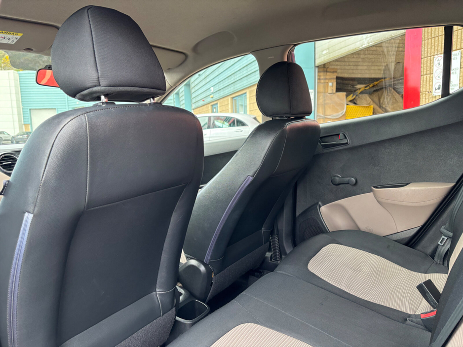 2015 Hyundai i10 - image 13