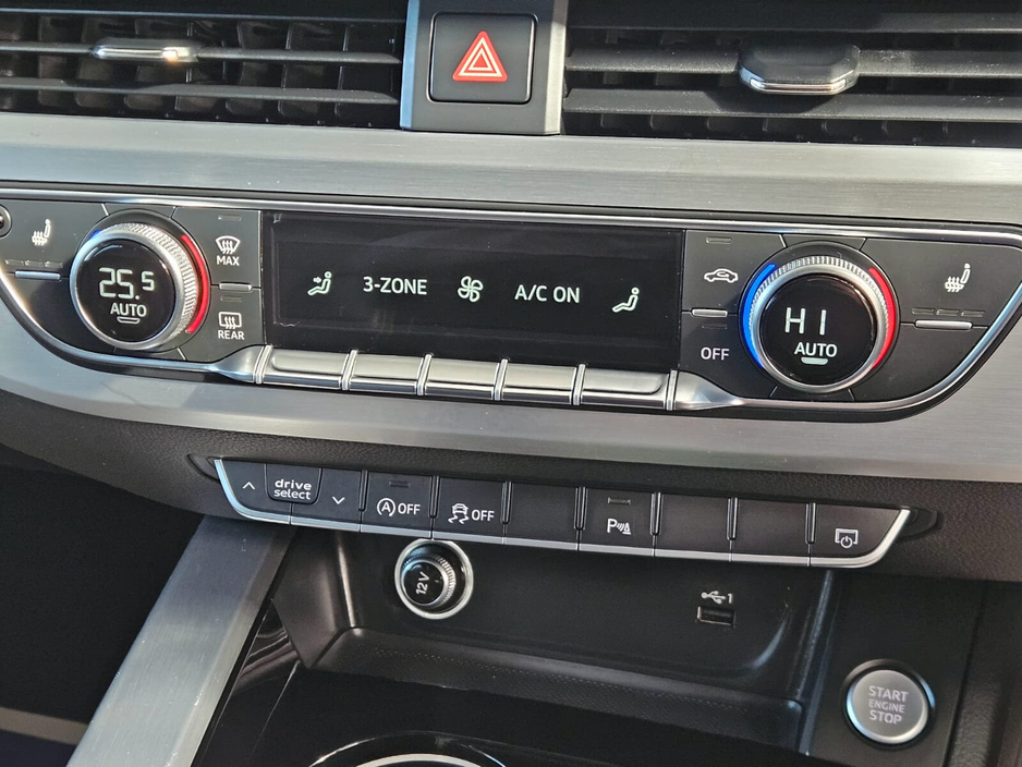 2020 Audi A4 - image 16