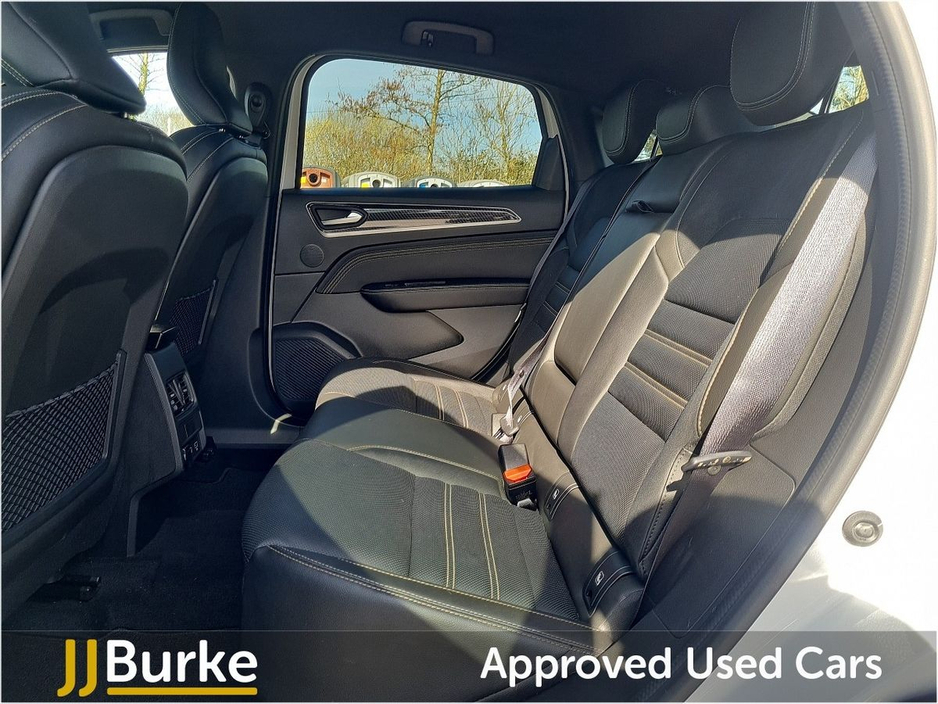 2023 Renault Arkana - image 10