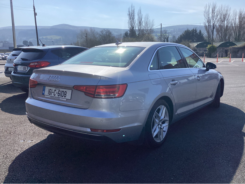 2016 Audi A4 - image 4