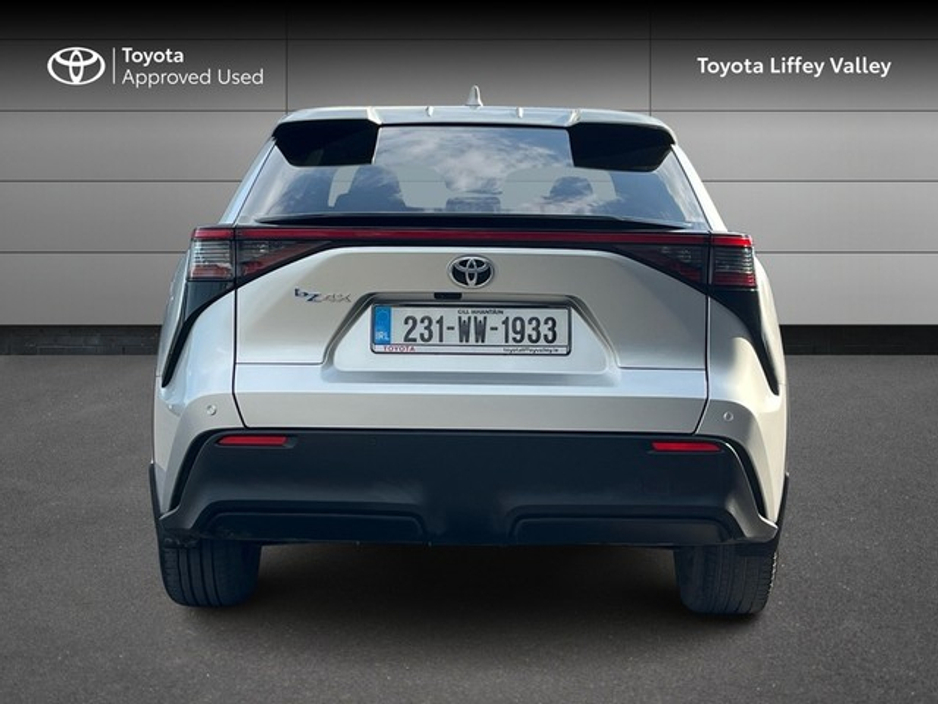 2023 Toyota bZ4X - image 4