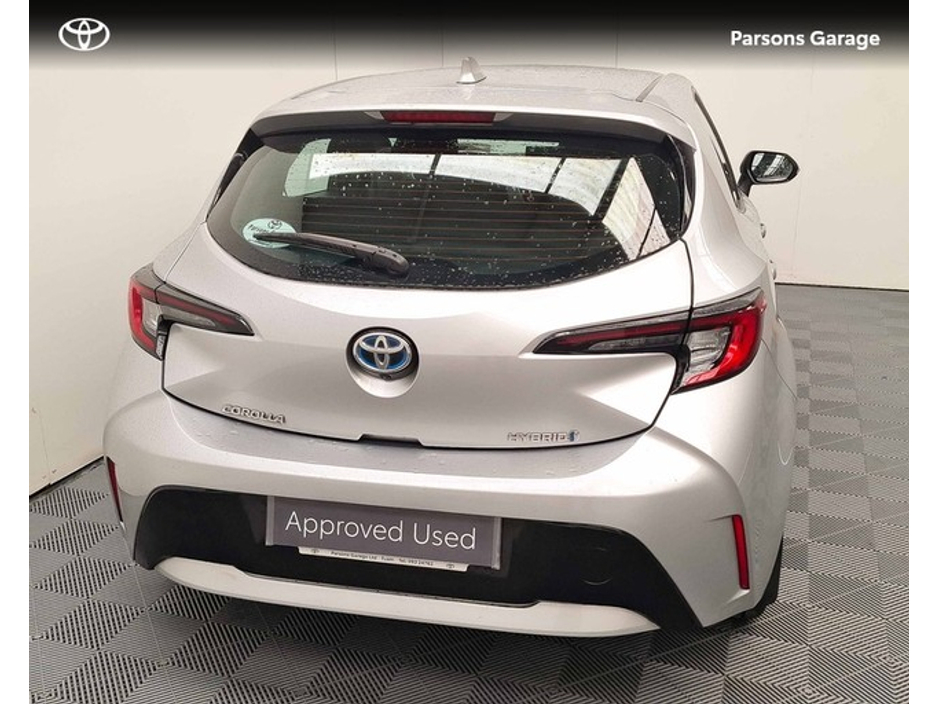 2024 Toyota Corolla - image 4