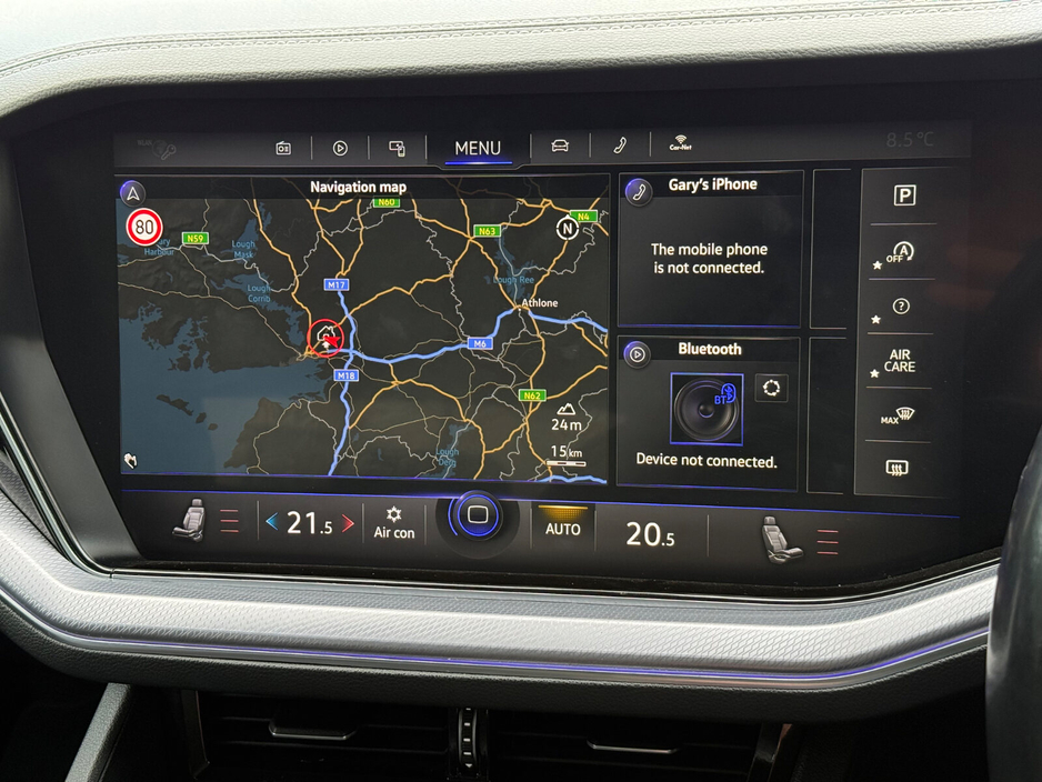 2019 Volkswagen Touareg - image 17