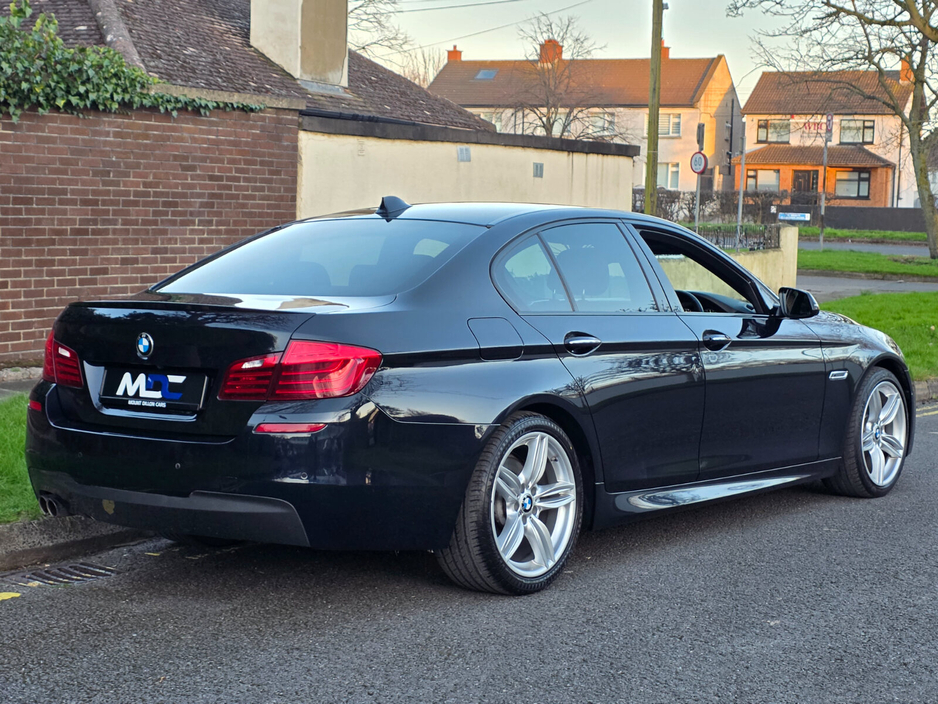 2014 BMW 5 Series - image 8