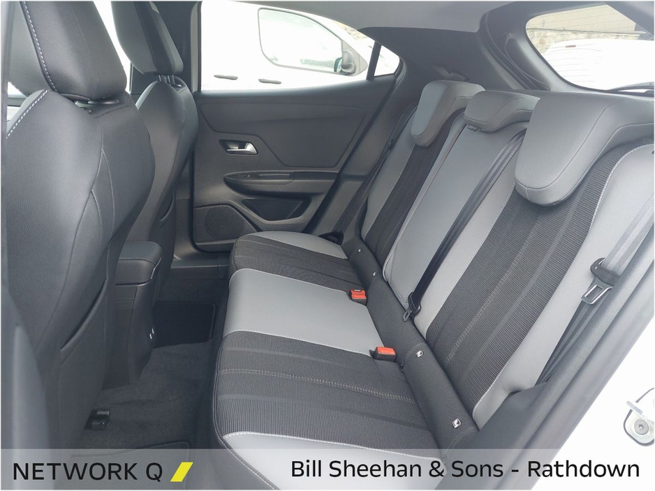 2025 Opel Mokka - image 13