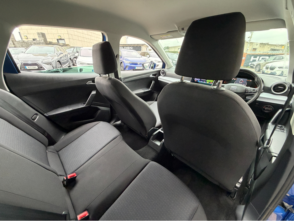 2023 SEAT Arona PARKING SENSORS..APPLE CARPLAY & ANDROID AUTO €17,950