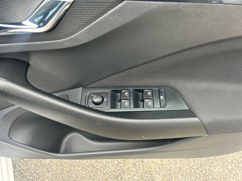 2023 Skoda Kamiq - image 11