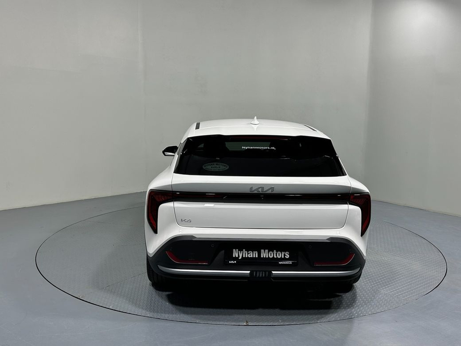2026 Kia K4 - image 6