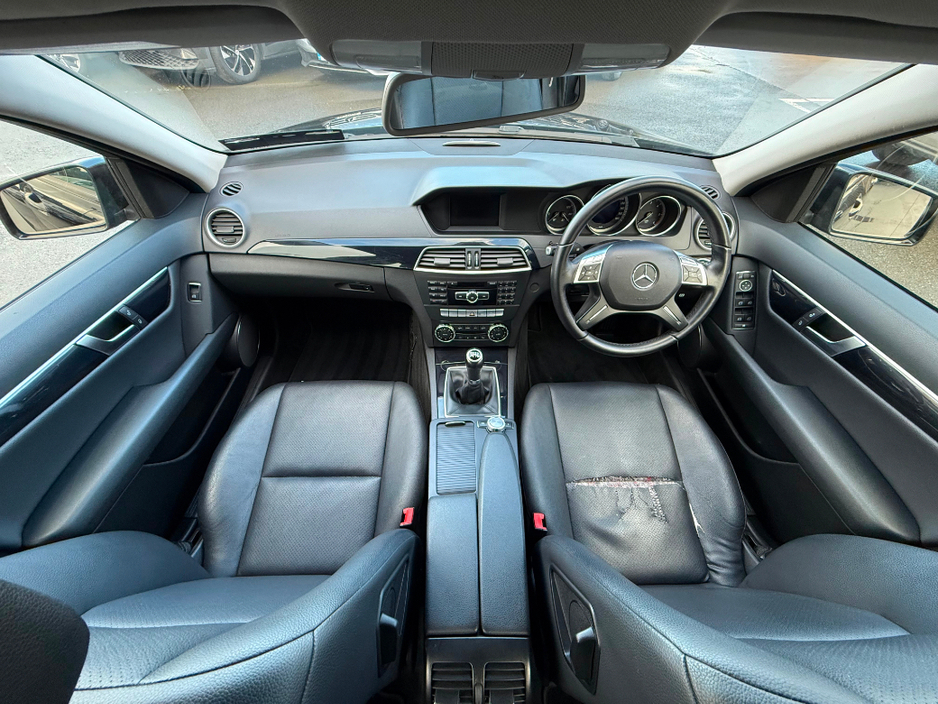 2014 Mercedes-Benz C Class - image 17
