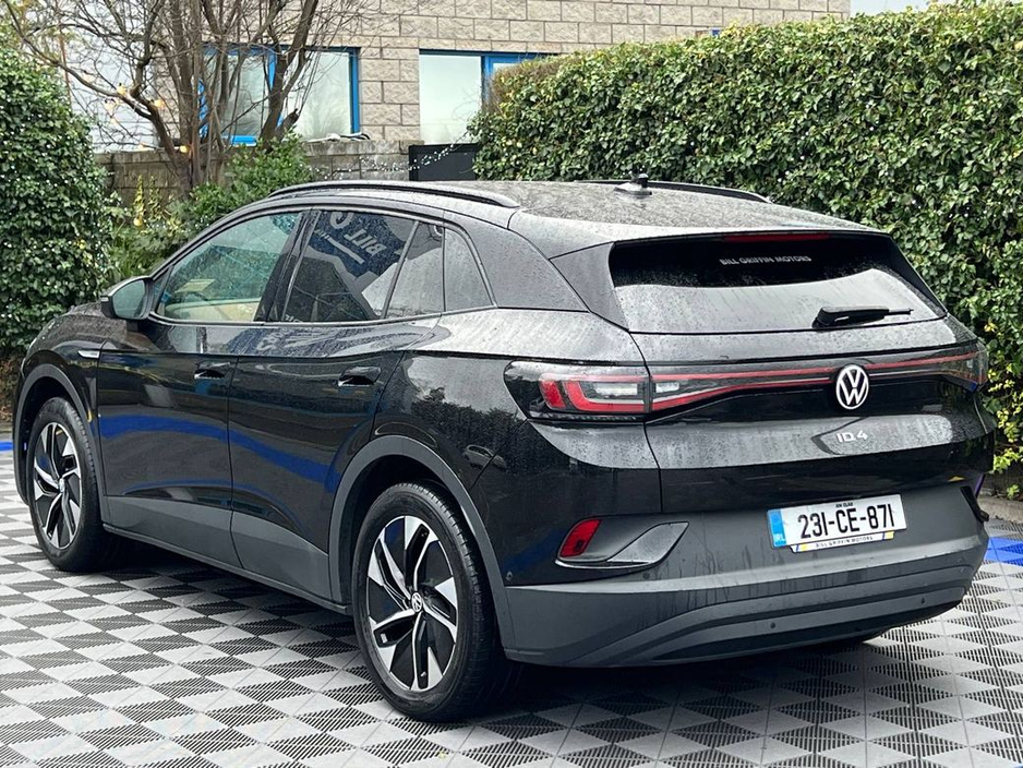 2023 Volkswagen ID.4 PRO LIFE 77KWH // APPLE CARPLAY/ANDROID AUTO // DIAMOND CUT ALLOYS // AMBIENT LIGHTING €25,900