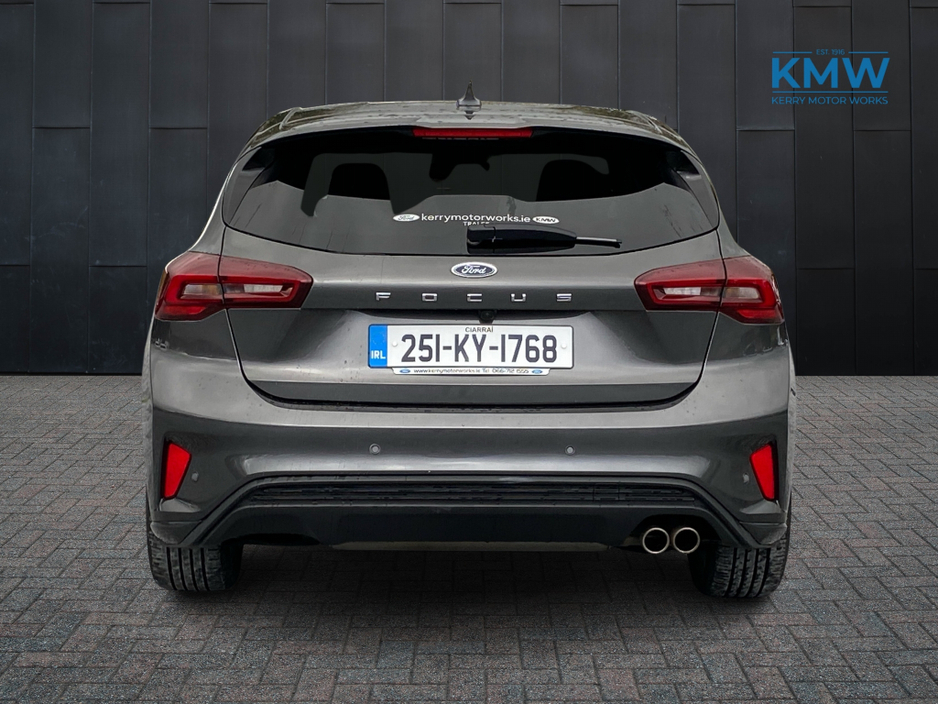 2025 Ford Focus - image 5