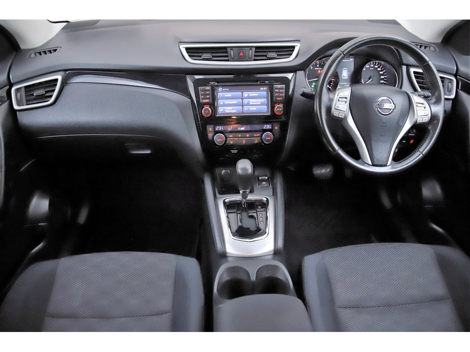 2016 Nissan Qashqai - image 14