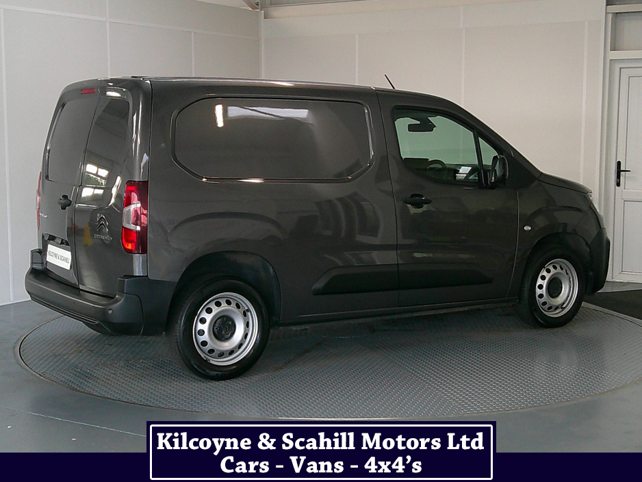 2024 Citroen Berlingo - image 8