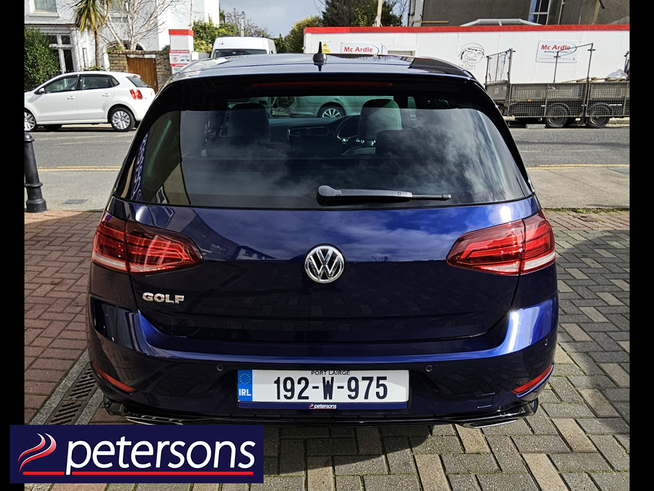 2019 Volkswagen Golf - image 7