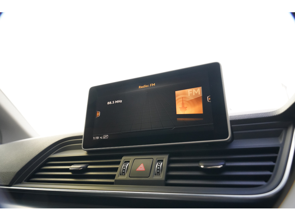 2020 Audi Q5 - image 13