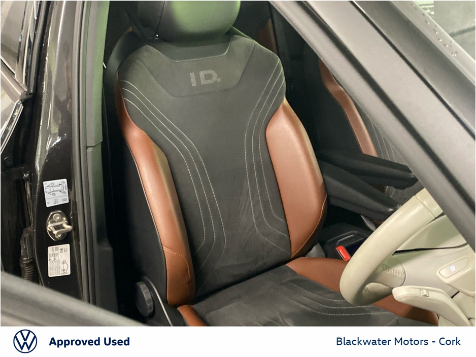 2021 Volkswagen ID.4 - image 8