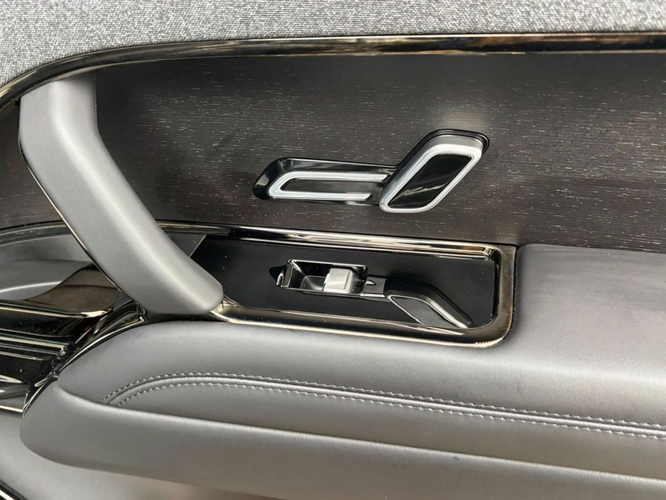 2025 Land Rover Range Rover Sport AUTOBIOGRAPHY €139,888